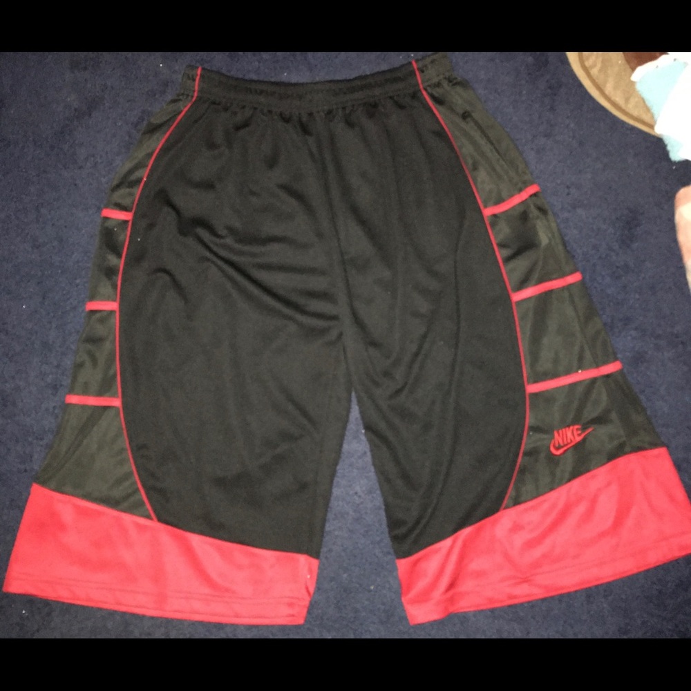 Men’s Nike basketball shorts